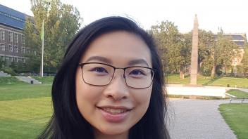 Michelle Luo (Senior, Chemistry) - Scholarship for Outstanding Contribution to the Undergraduate Class/Undergraduate Honors Research (High Distinction)